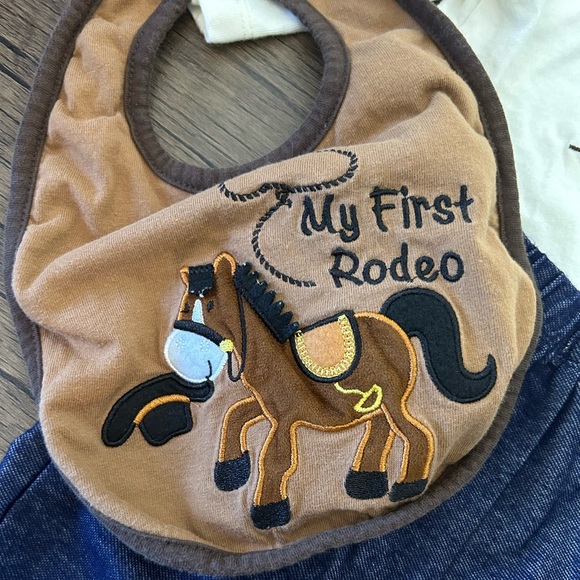 My First Rodeo Outfit - Picture 2 of 6